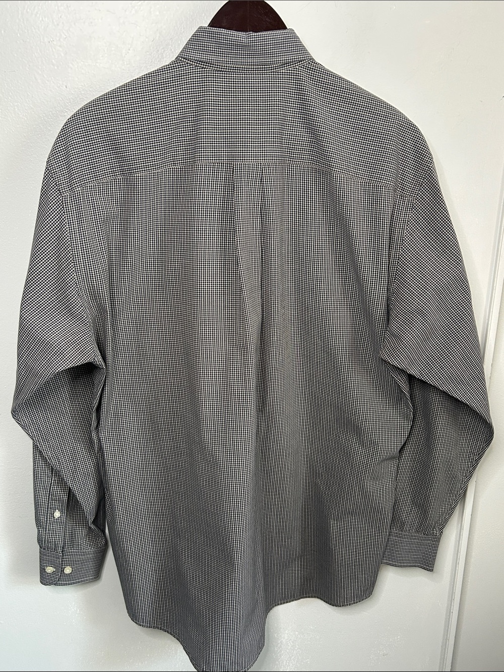 Jos. A. Bank Executive Collection Button Down Shirt Medium Black Tan Microcheck - Picture 7 of 8